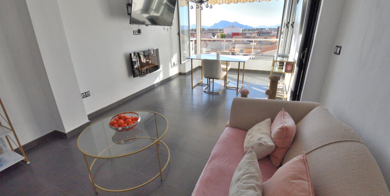 Resale - Apartment / flat -
Daya Nueva - Daya Nueva - Town