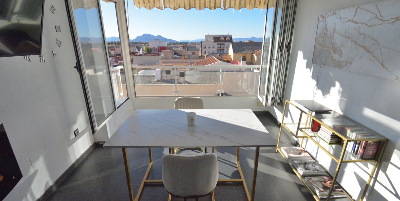 Resale - Apartment / flat -
Daya Nueva - Daya Nueva - Town