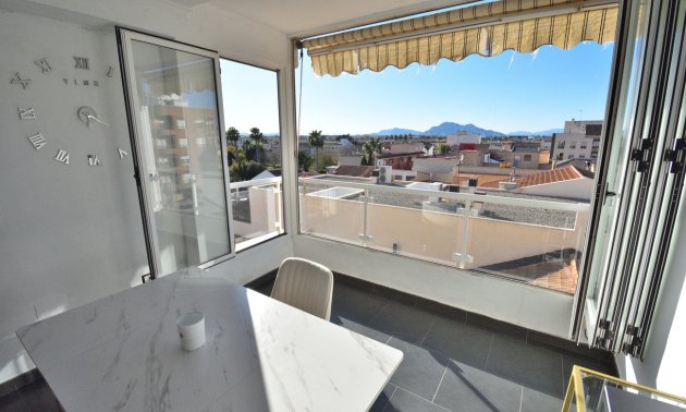 Resale - Apartment / flat -
Daya Nueva - Daya Nueva - Town