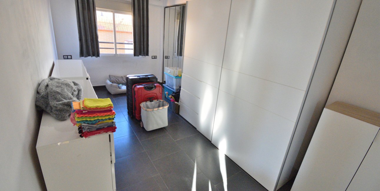 Resale - Apartment / flat -
Daya Nueva - Daya Nueva - Town