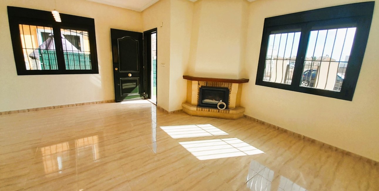 Resale - Villa -
Ciudad Quesada - Lo Marabu