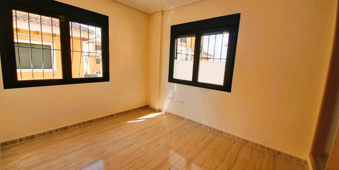 Resale - Villa -
Ciudad Quesada - Lo Marabu