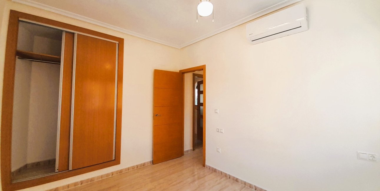 Resale - Villa -
Ciudad Quesada - Lo Marabu