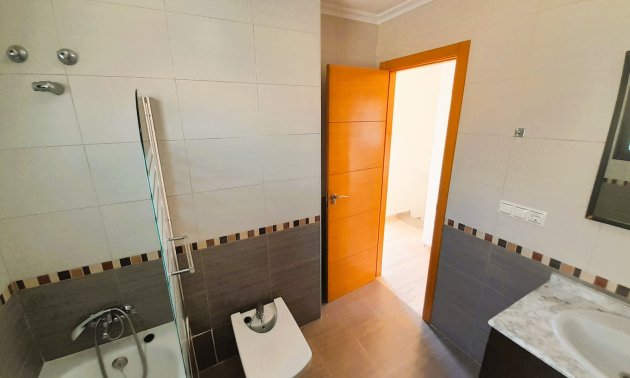 Resale - Villa -
Ciudad Quesada - Lo Marabu