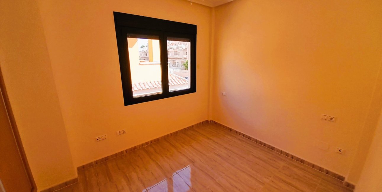 Resale - Villa -
Ciudad Quesada - Lo Marabu