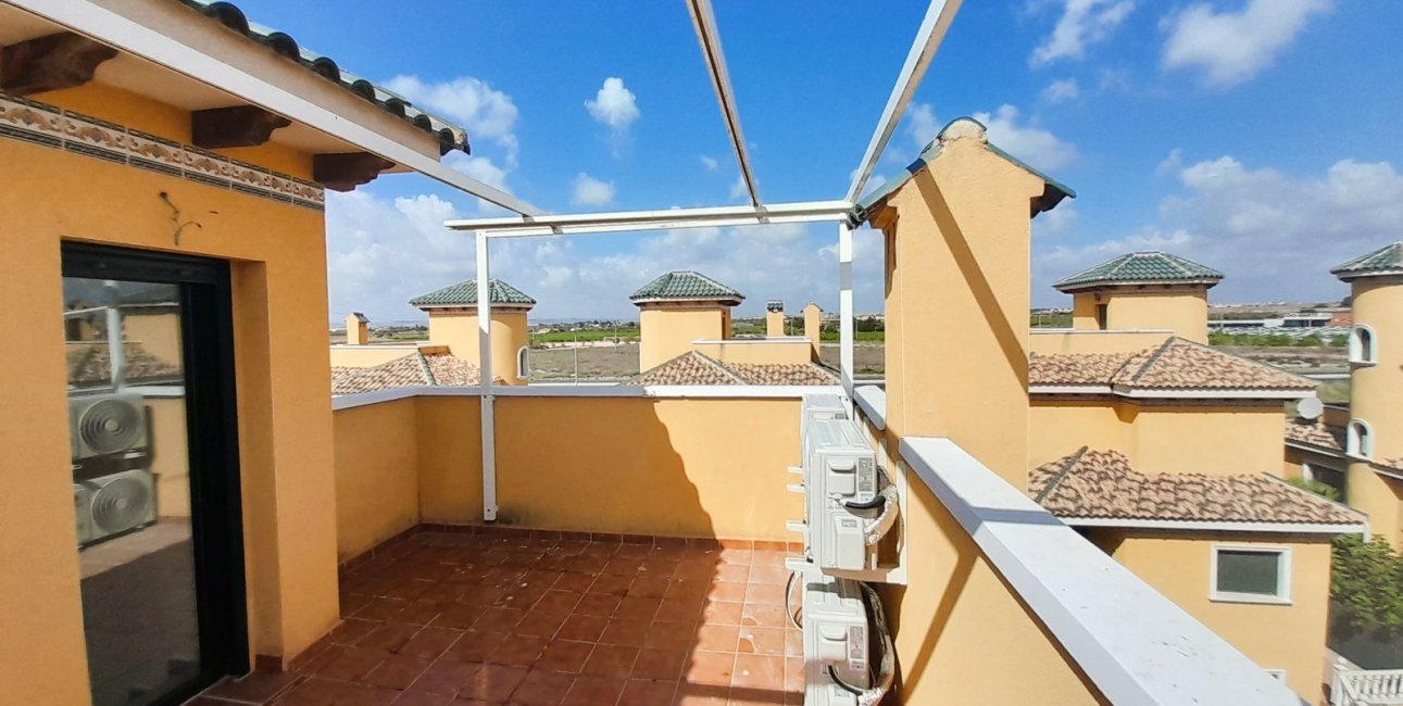 Resale - Villa -
Ciudad Quesada - Lo Marabu