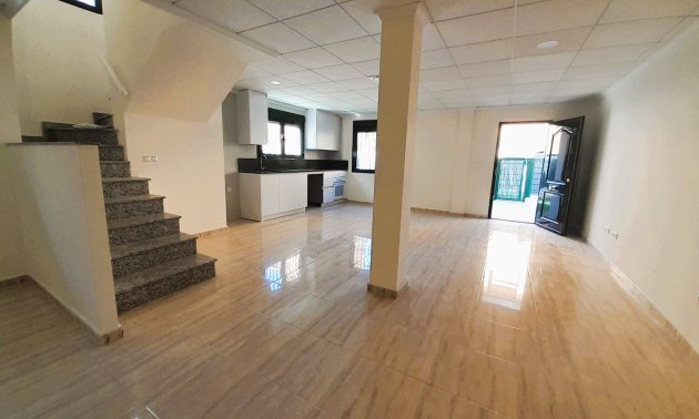 Resale - Villa -
Ciudad Quesada - Lo Marabu