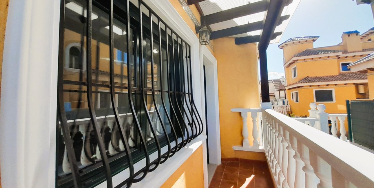 Resale - Townhouse -
Ciudad Quesada - Lo Marabu