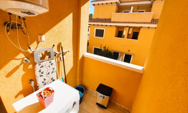 Resale - Townhouse -
Ciudad Quesada - Lo Marabu