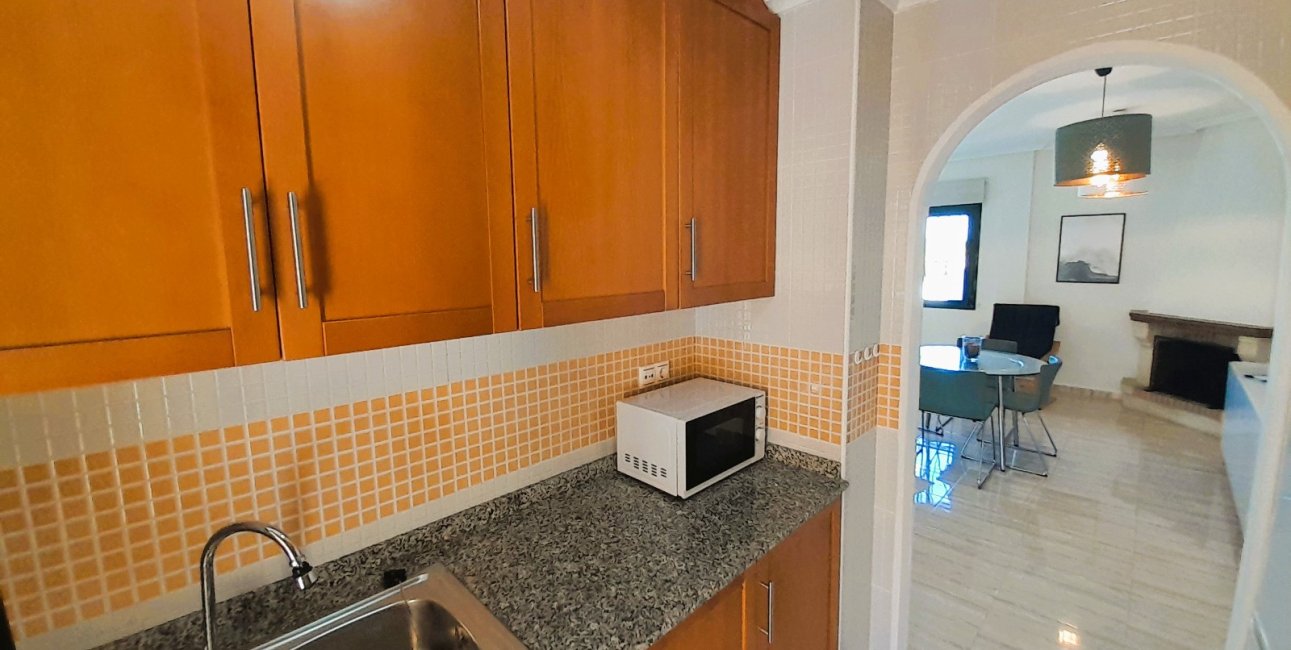 Resale - Townhouse -
Ciudad Quesada - Lo Marabu