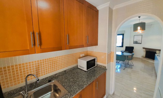 Resale - Townhouse -
Ciudad Quesada - Lo Marabu