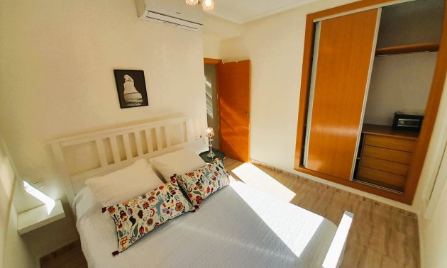 Resale - Townhouse -
Ciudad Quesada - Lo Marabu