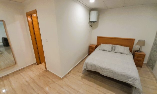 Resale - Townhouse -
Ciudad Quesada - Lo Marabu