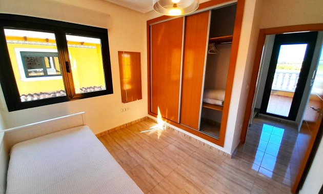 Resale - Townhouse -
Ciudad Quesada - Lo Marabu