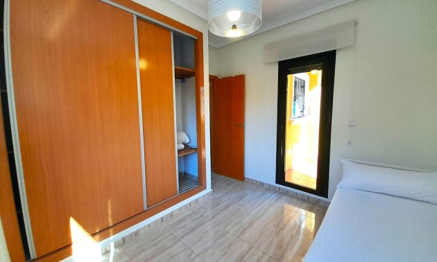 Resale - Townhouse -
Ciudad Quesada - Lo Marabu