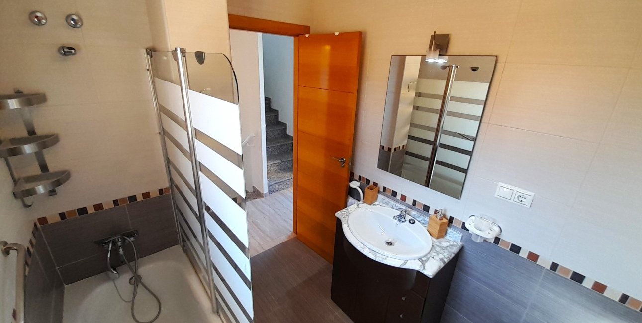 Resale - Townhouse -
Ciudad Quesada - Lo Marabu