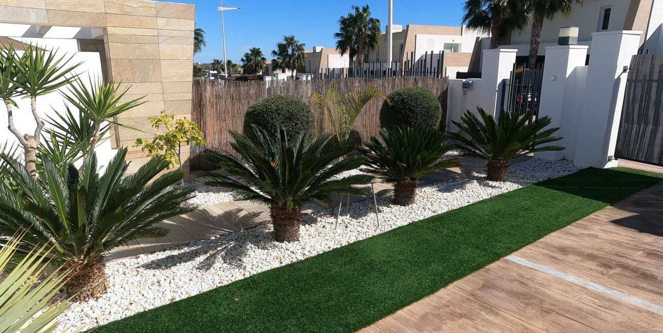 Resale - Villa -
Algorfa - La Finca Golf Resort