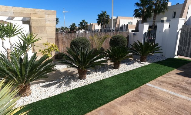 Resale - Villa -
Algorfa - La Finca Golf Resort