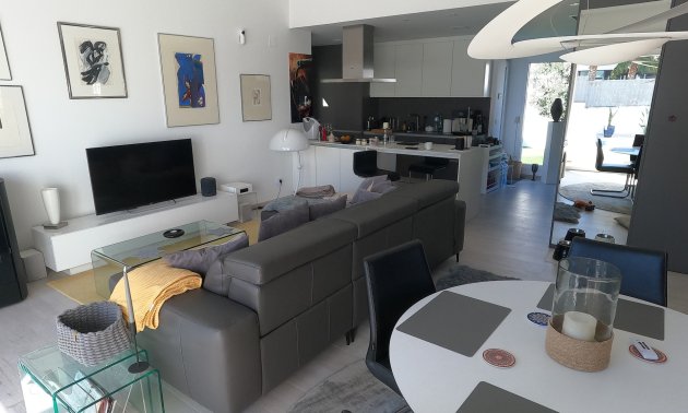 Resale - Villa -
Algorfa - La Finca Golf Resort