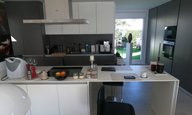 Resale - Villa -
Algorfa - La Finca Golf Resort