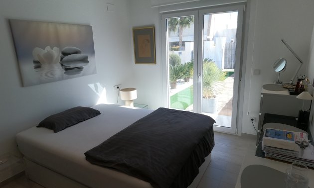 Resale - Villa -
Algorfa - La Finca Golf Resort