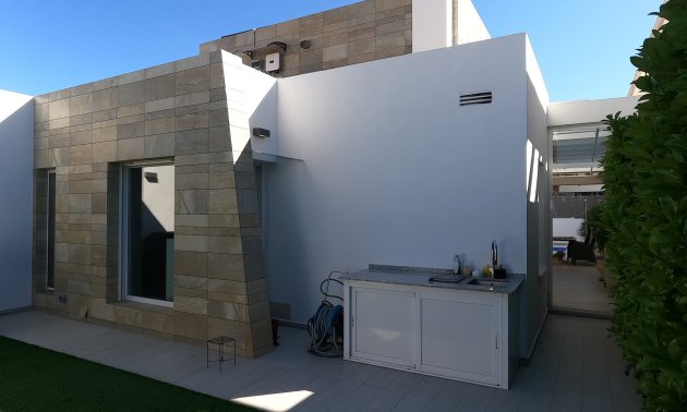 Resale - Villa -
Algorfa - La Finca Golf Resort