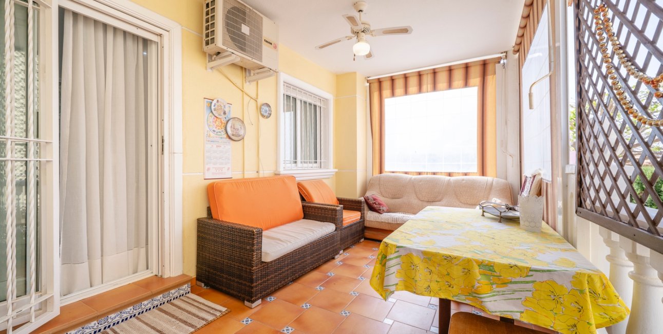 Resale - Townhouse -
Guardamar del Segura - El moncayo