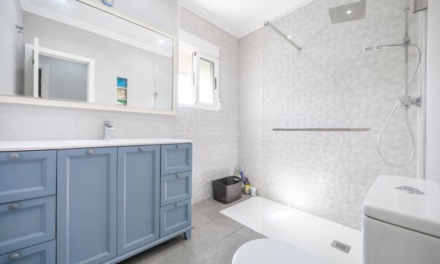 Resale - Townhouse -
Guardamar del Segura - El moncayo