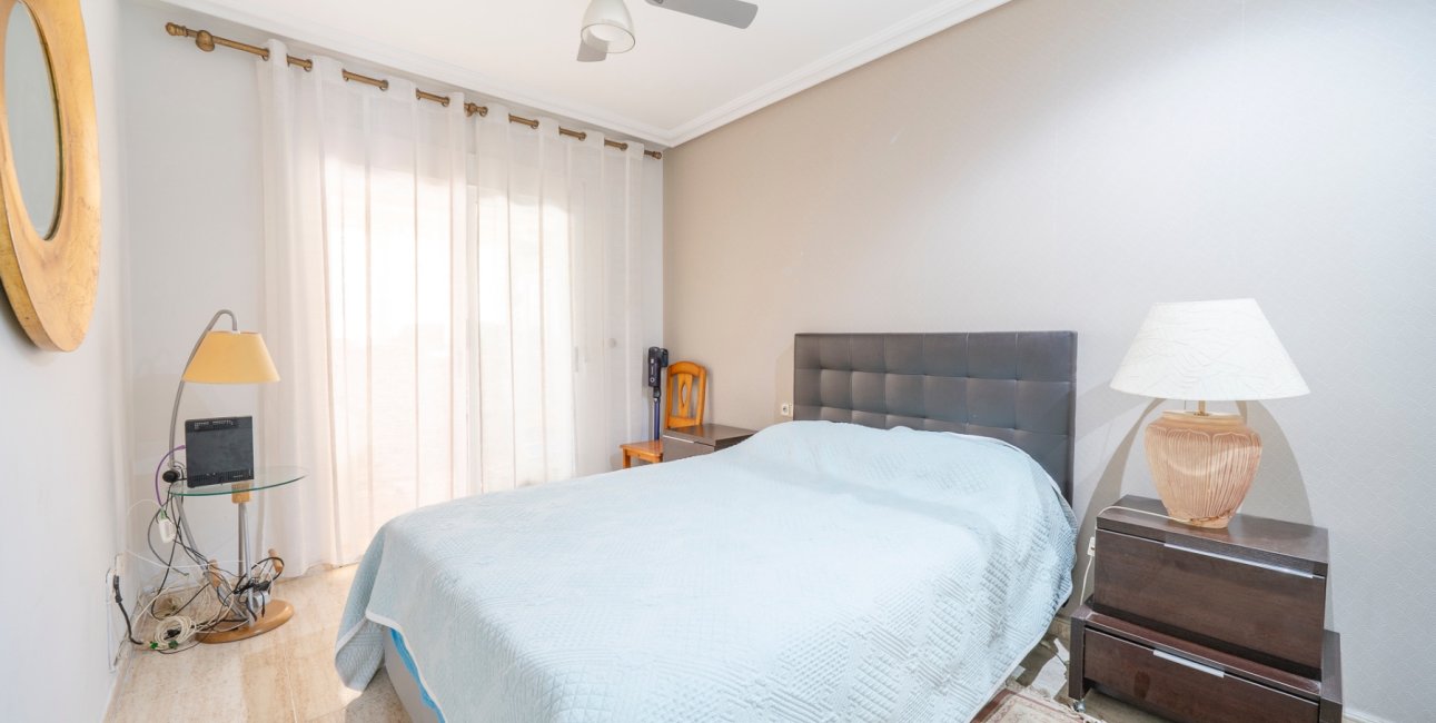 Resale - Townhouse -
Guardamar del Segura - El moncayo