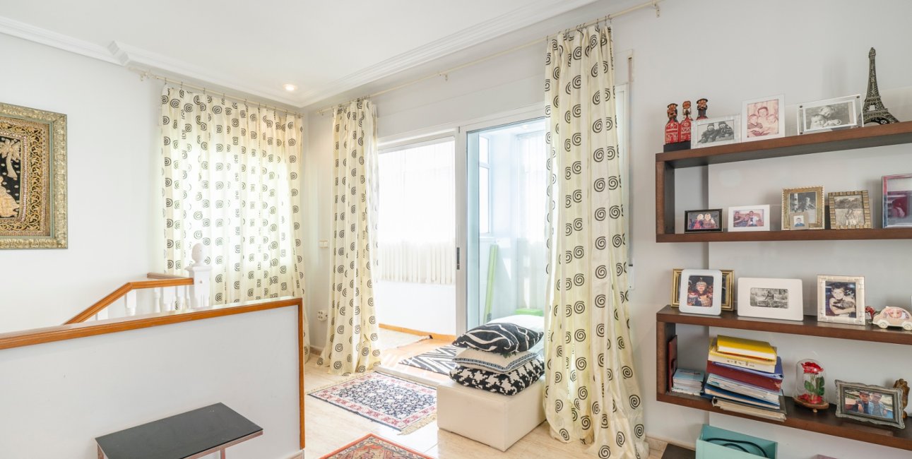 Resale - Townhouse -
Guardamar del Segura - El moncayo