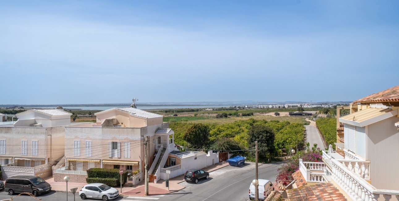 Resale - Townhouse -
Guardamar del Segura - El moncayo