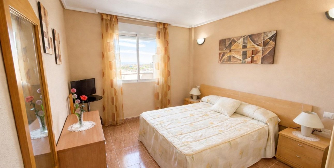 Resale - Penthouse -
Torrevieja - Centro