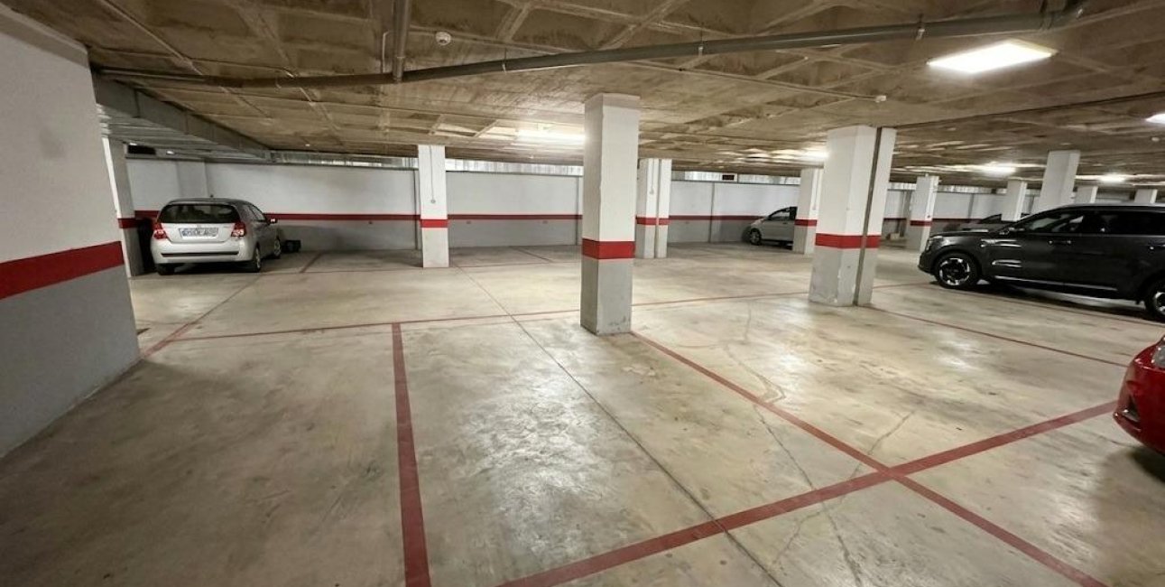 Resale - Penthouse -
Torrevieja - Centro