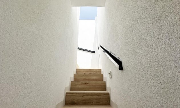 Rynek pierwotny - Willa -
Pilar de la Horadada - Torre De La Horadada