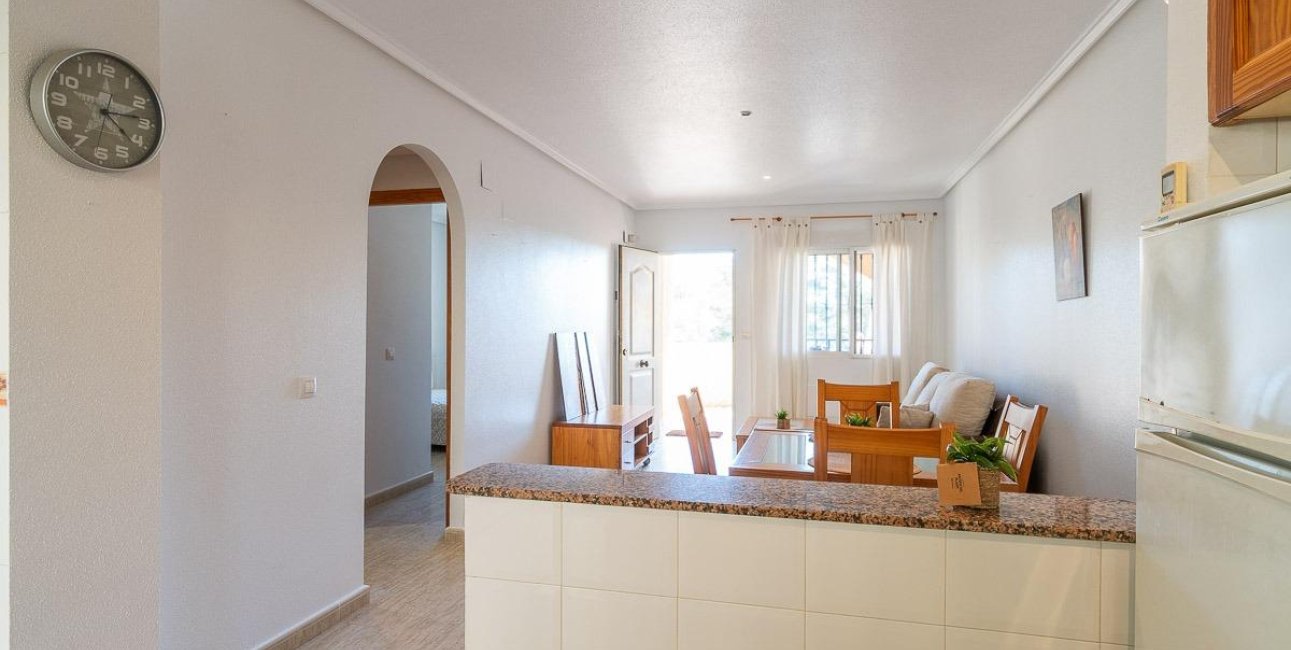 Resale - Bungalow -
Orihuela Costa - Villamartin