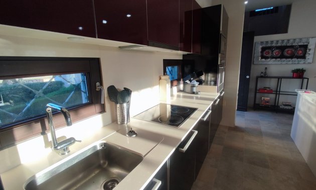 Rynek wtórny - Willa -
Sucina - Peraleja Golf