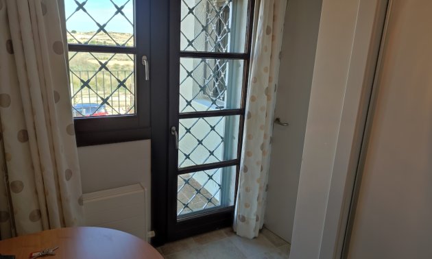 Rynek wtórny - Willa -
Sucina - Peraleja Golf