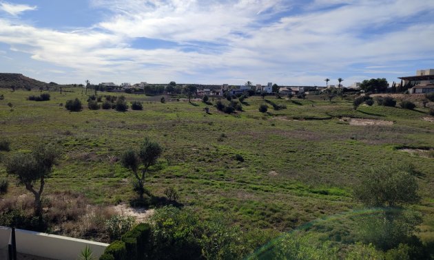 Rynek wtórny - Willa -
Sucina - Peraleja Golf