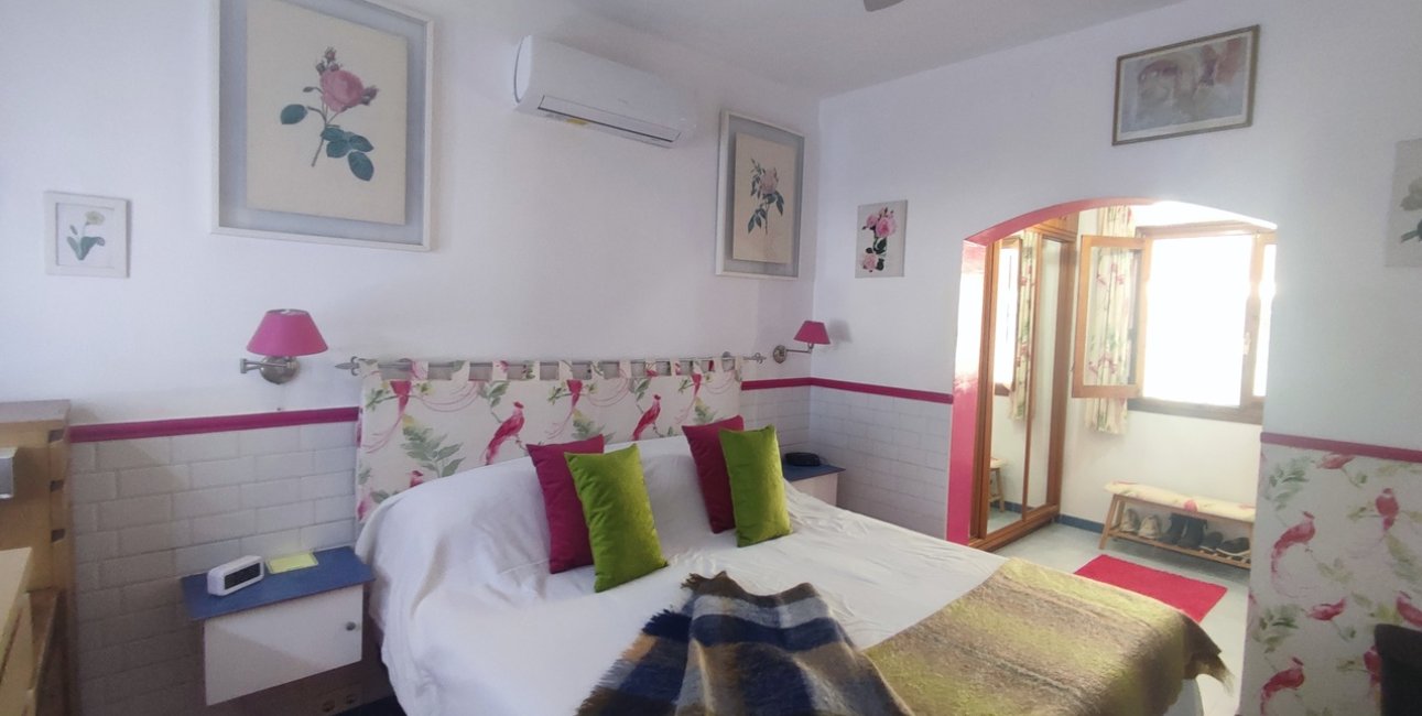 Resale - Country House -
Gea Y Truyols - Urb Lo Santiago