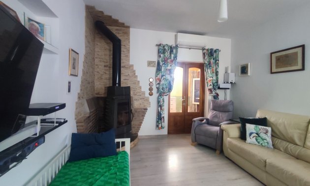 Resale - Country House -
Gea Y Truyols - Urb Lo Santiago