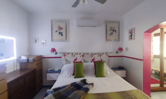 Resale - Country House -
Gea Y Truyols - Urb Lo Santiago