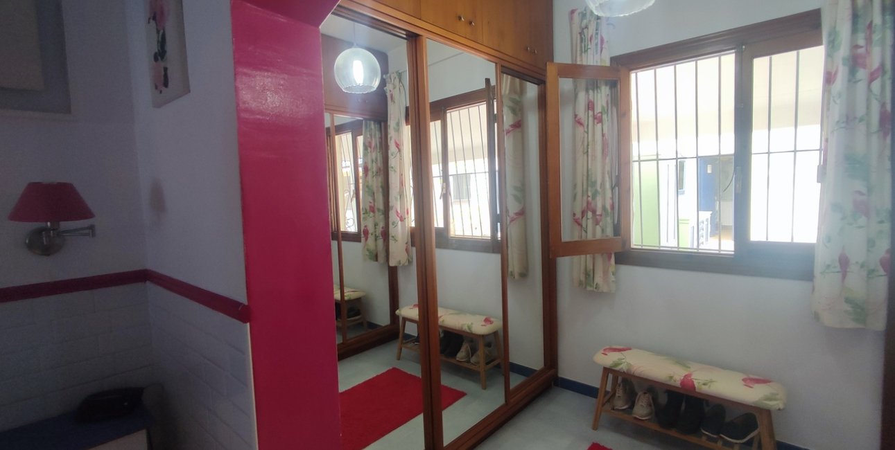 Resale - Country House -
Gea Y Truyols - Urb Lo Santiago