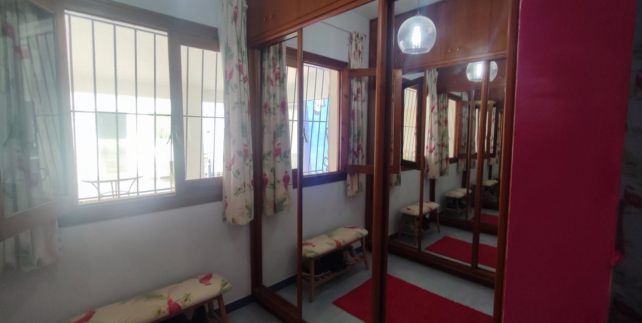 Resale - Country House -
Gea Y Truyols - Urb Lo Santiago