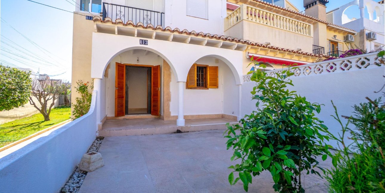 Rynek wtórny - Mieszkanie  -
Torrevieja - El Chaparral