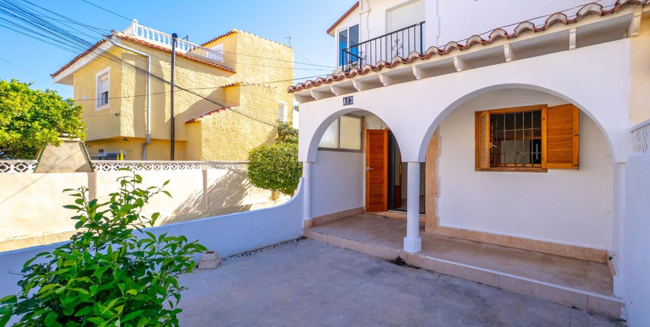 Rynek wtórny - Mieszkanie  -
Torrevieja - El Chaparral