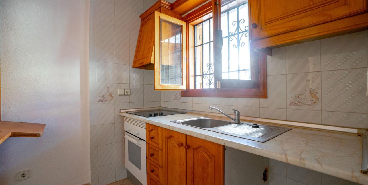 Rynek wtórny - Mieszkanie  -
Torrevieja - El Chaparral