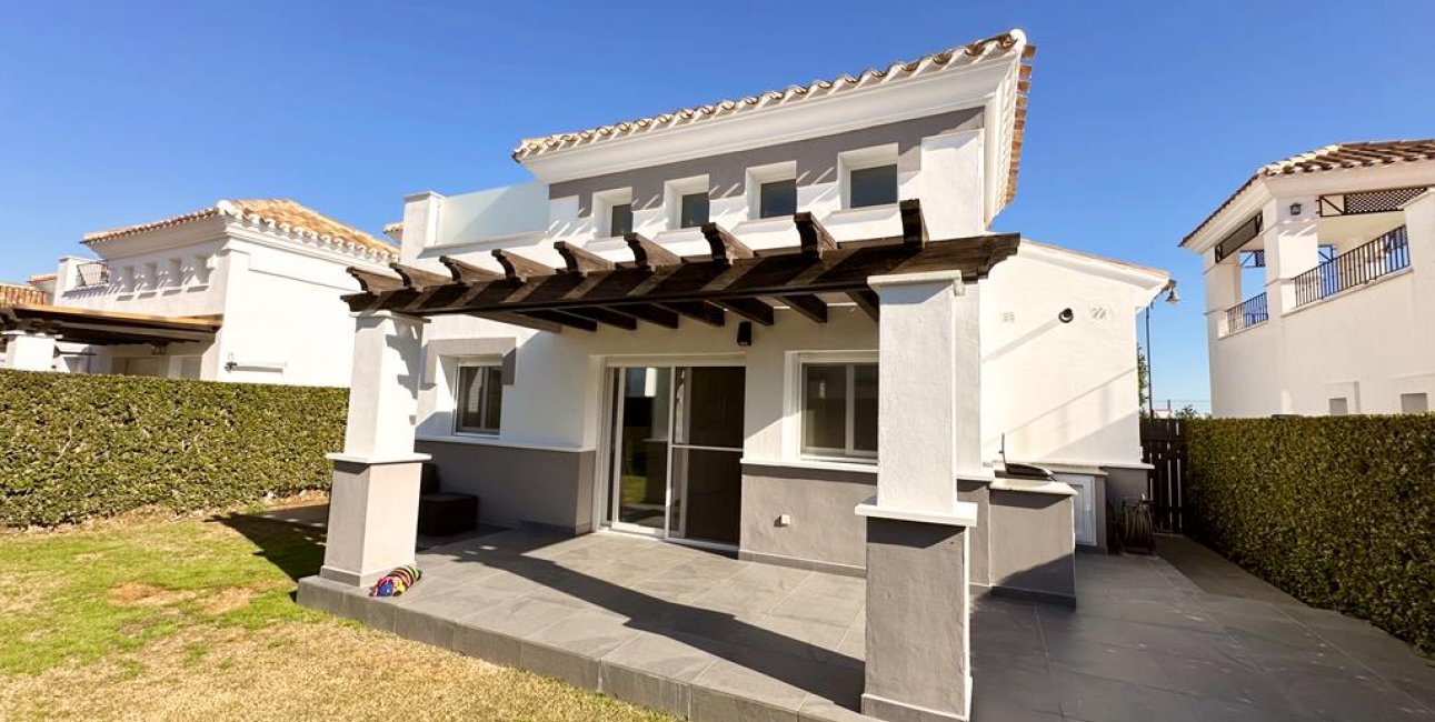 Resale - Villa -
La Torre Golf Resort - La Torre Golf Resort - Centre