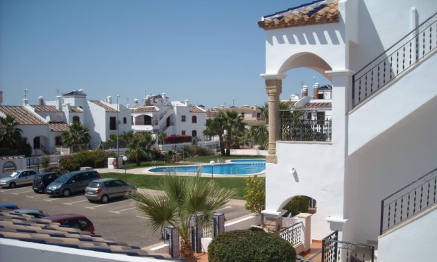 Resale - Duplex / Two-storey apartment -
Orihuela Costa - Villamartín