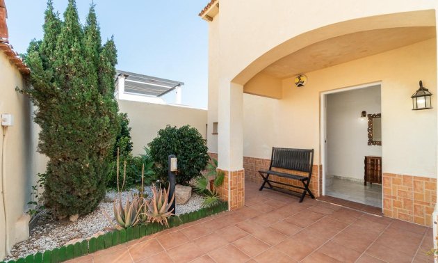 Resale - Villa -
Torrevieja - Cala de cabo cervera