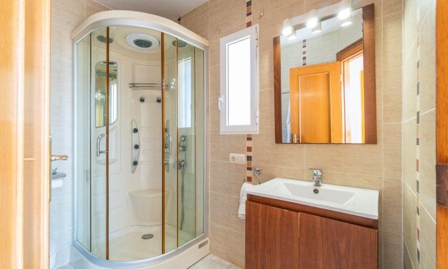 Resale - Villa -
Torrevieja - Cala de cabo cervera